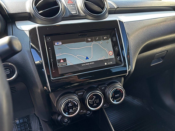 Suzuki Swift 17 of 17