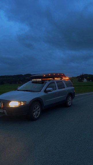 Volvo XC70 4 of 16