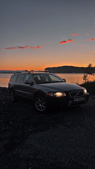 Volvo XC70 9 of 16