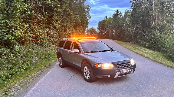 Volvo XC70 11 of 16