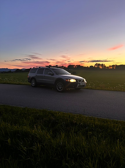 Volvo XC70 8 of 16