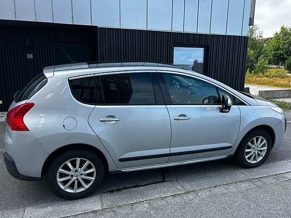 Peugeot 3008 4 of 14