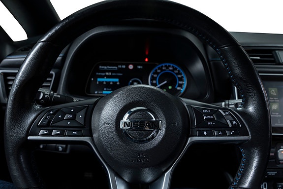 Nissan Leaf 21 of 30