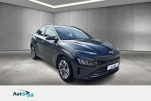 Hyundai Kona 2 of 14