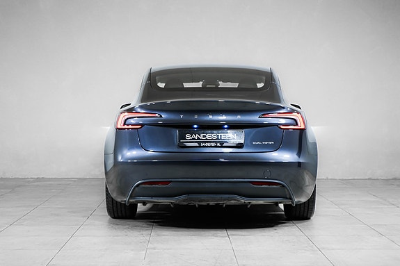 Tesla Model 3 6 of 24