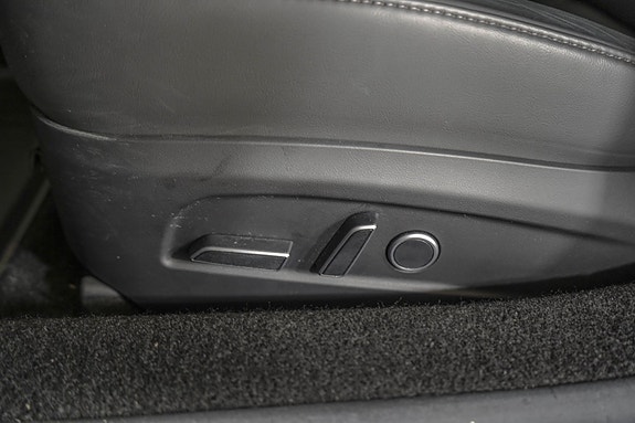 Tesla Model 3 12 of 24