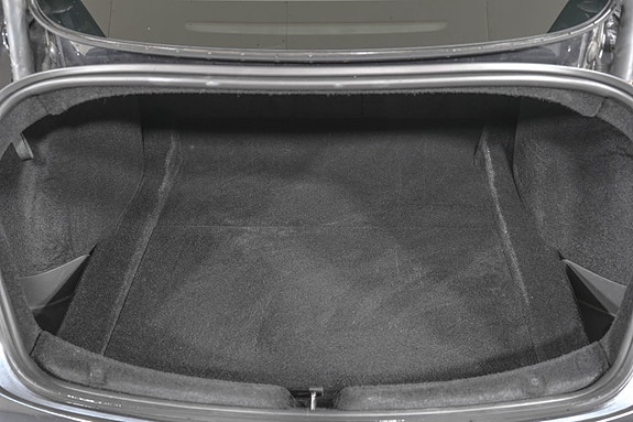 Tesla Model 3 8 of 24