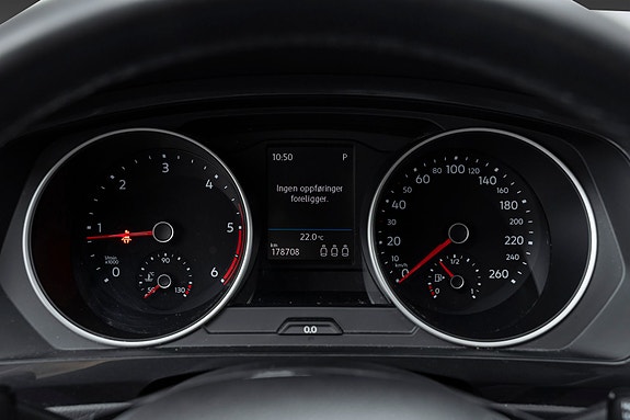 Volkswagen Tiguan 11 of 27