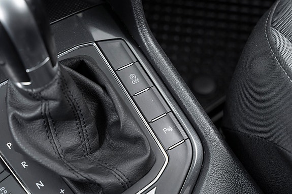 Volkswagen Tiguan 17 of 27
