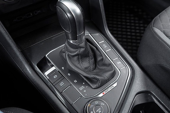 Volkswagen Tiguan 15 of 27