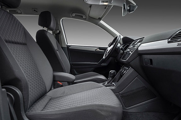 Volkswagen Tiguan 26 of 27