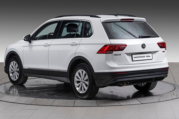 Volkswagen Tiguan 4 of 27