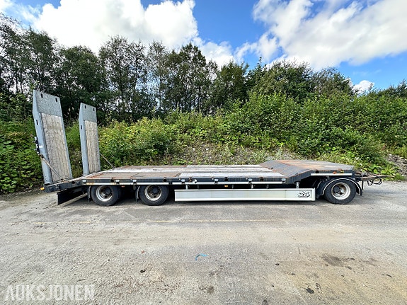 Fliegl Fahrzeugbau DTS 300 3-akslet maskinhenger – 22 850 kg nyttelast 6 of 30