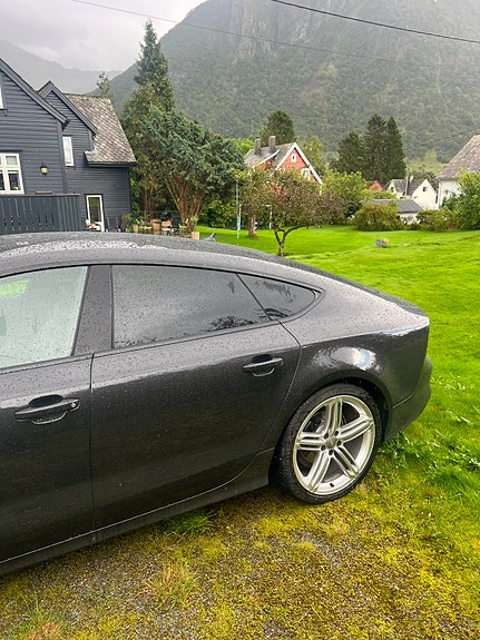 Audi A7 5 of 22