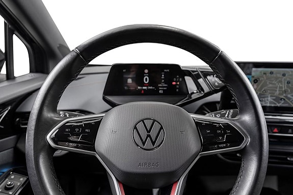 Volkswagen ID.4 GTX 12 of 19