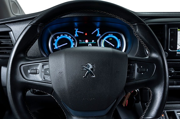 Peugeot e-Expert 19 of 27