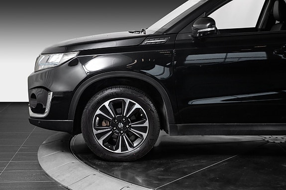 Suzuki Vitara 4 of 23