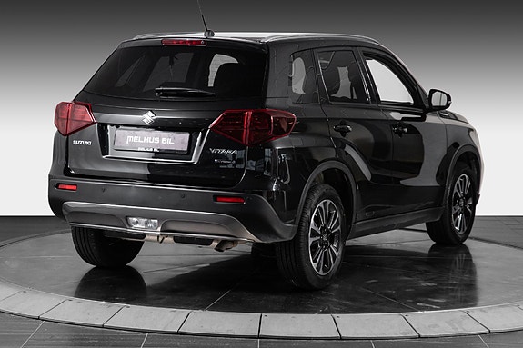 Suzuki Vitara 8 of 23