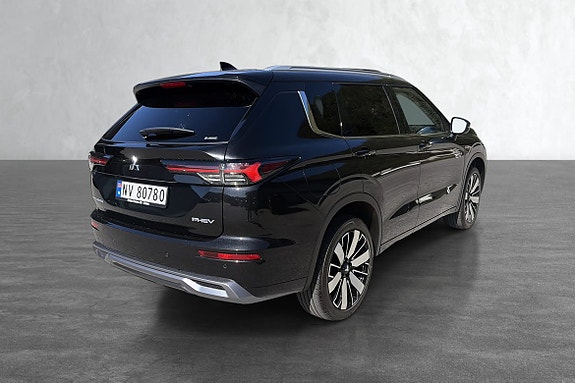 Mitsubishi Outlander 5 of 20