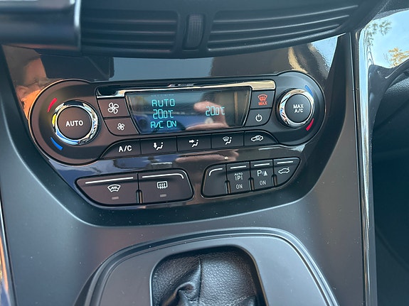 Ford Kuga 25 of 30