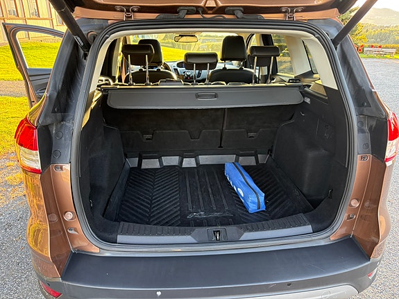 Ford Kuga 16 of 30