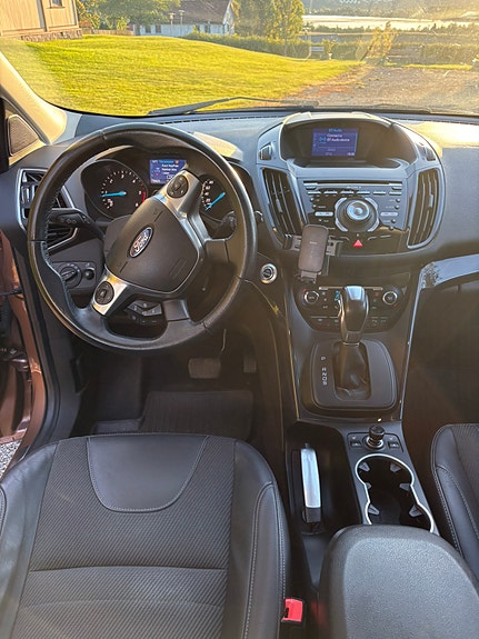 Ford Kuga 23 of 30