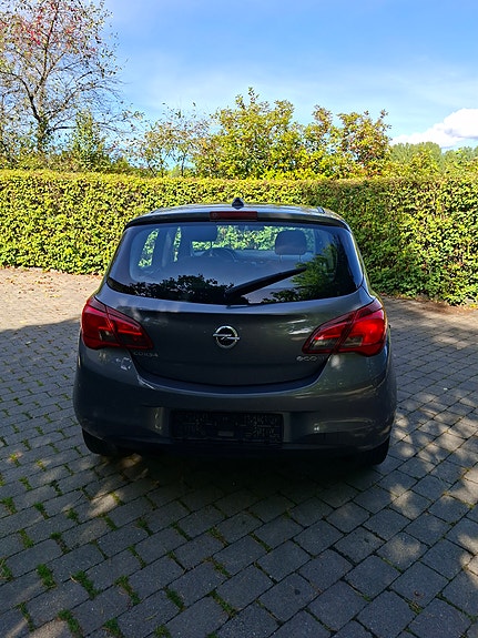 Opel Corsa 2 of 7