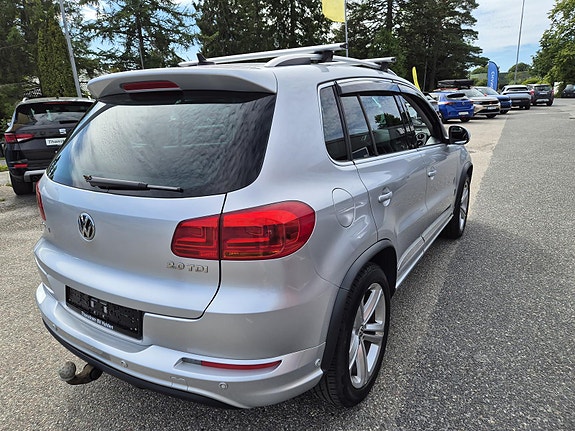Volkswagen Tiguan 13 of 30