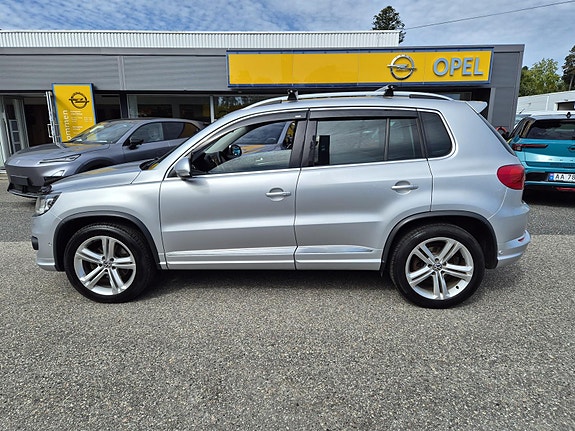 Volkswagen Tiguan 4 of 30