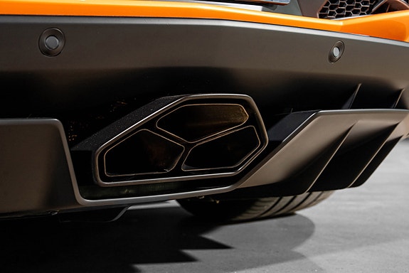 Lamborghini Aventador 20 of 30