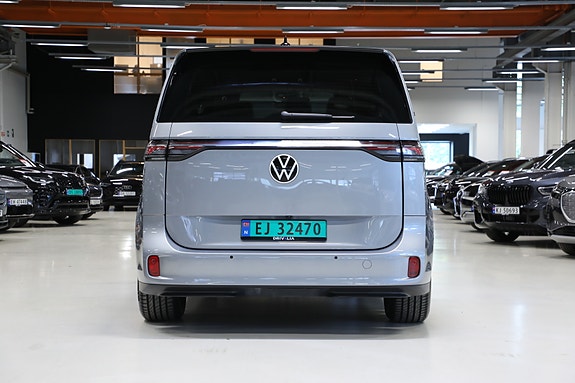 Volkswagen ID. Buzz 7 of 30