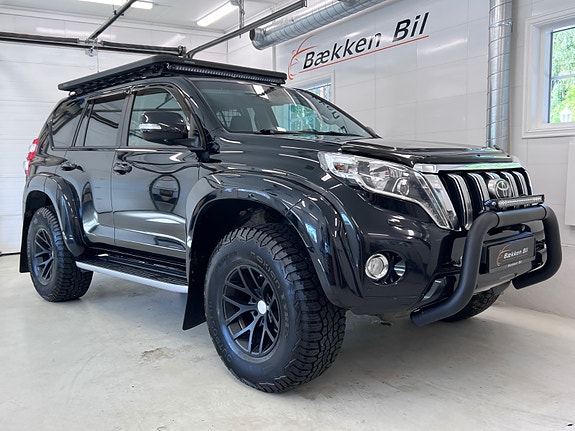 Toyota Land Cruiser 21 of 30