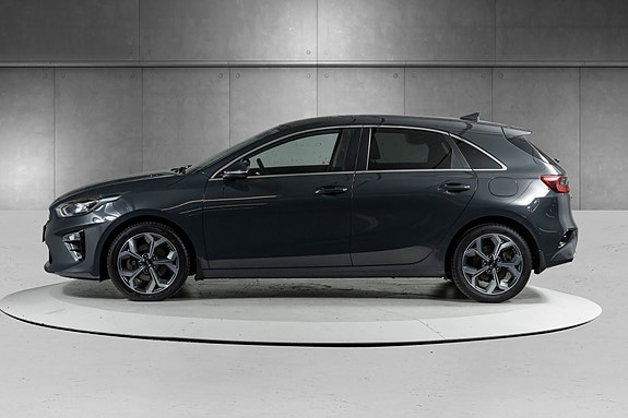 Kia Ceed 9 of 30