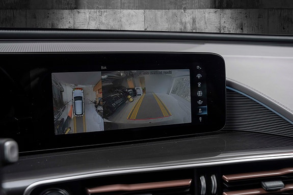 Mercedes-Benz EQC400 30 of 30