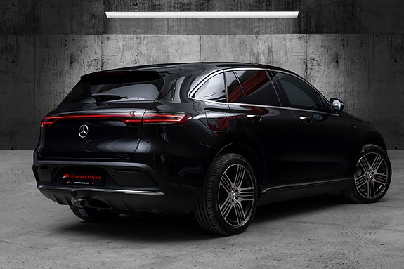 Mercedes-Benz EQC400 6 of 30