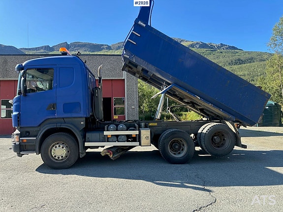 Scania R500 6x2 brøyterigget tippbil m/ brøyteplate og underliggende skjær. SE VIDEO 12 of 30