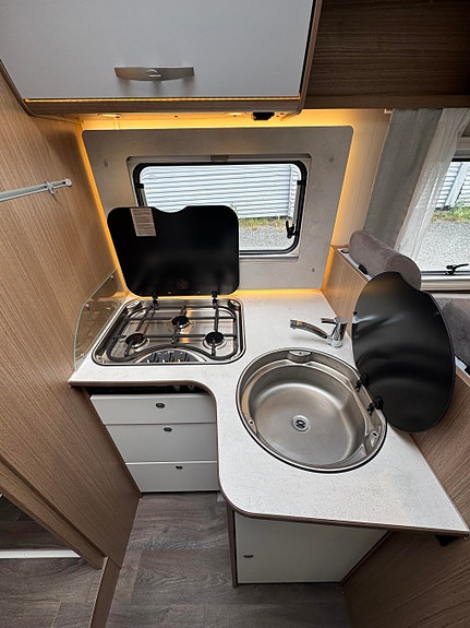Carado T447 CLEVER EDITION / SENKESENG / LAV KM +++ 27 of 30