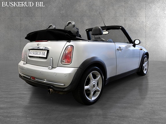 MINI Cooper 13 of 15