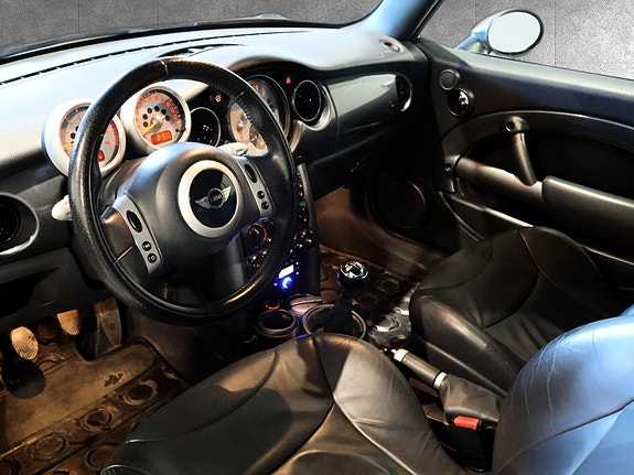 MINI Cooper 5 of 15
