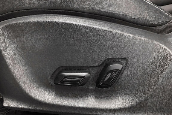 MG ZS EV 8 of 16