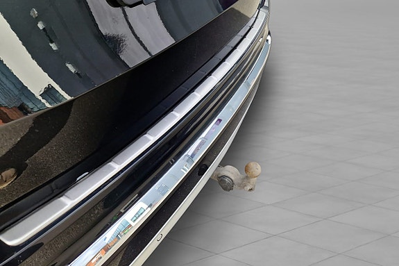 Volvo XC90 8 of 18