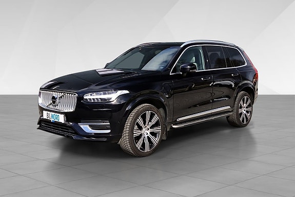 Volvo XC90 3 of 18