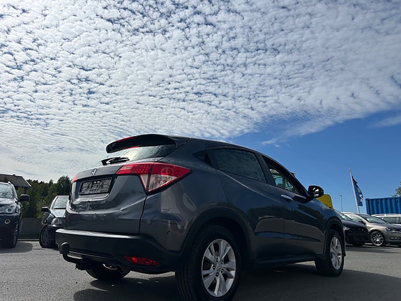 Honda HR-V 7 of 30