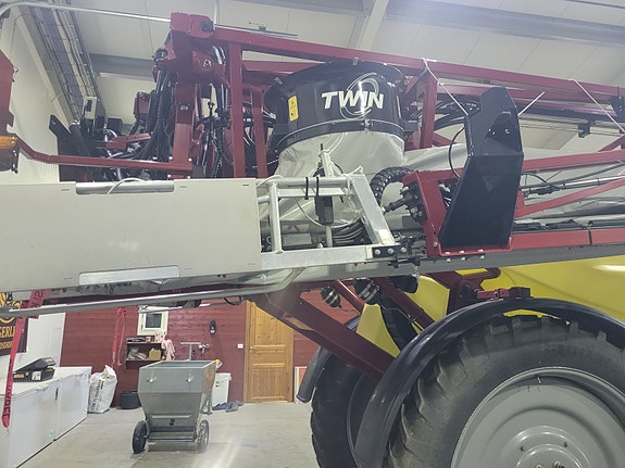 Hardi Commander45 i TWIN, ProForce 24 7 of 8