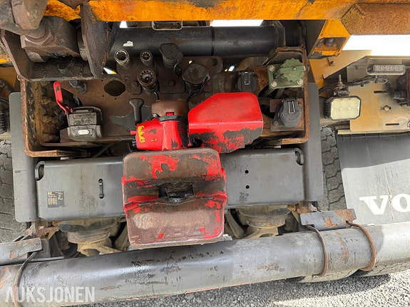 Volvo VOLVO FH 540 6x4 tippbil | Brøyterigget | Underliggende skjær | Zetterbergs dumperkasse 26 of 30