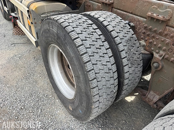 Volvo VOLVO FH 540 6x4 tippbil | Brøyterigget | Underliggende skjær | Zetterbergs dumperkasse 28 of 30