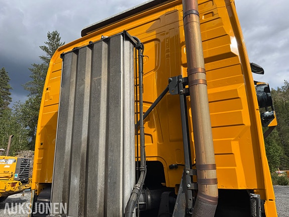 Volvo VOLVO FH 540 6x4 tippbil | Brøyterigget | Underliggende skjær | Zetterbergs dumperkasse 14 of 30