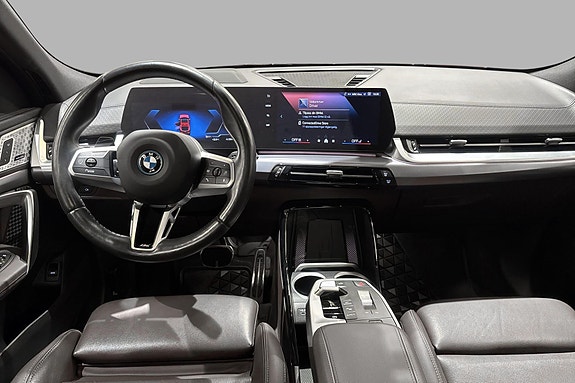 BMW iX2 18 of 30