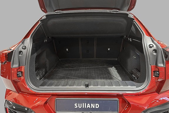 BMW iX2 8 of 30