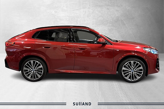 BMW iX2 5 of 30